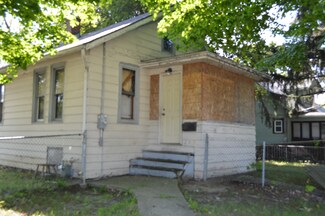 202 S Day Ave, Rockford, IL 61102