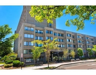 1731 Beacon St Unit 305, Brookline, MA 02445