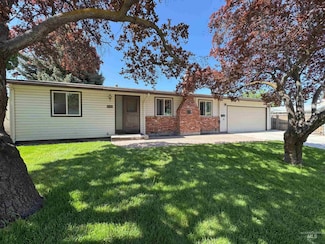 6401 W Grandview Dr, Boise, ID 83709