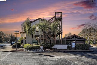 1122 S Villa Way, Walnut Creek, CA 94595