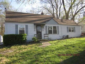 8507 Sni A Bar Rd, Kansas City, MO 64129