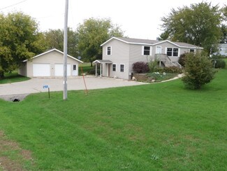 W6578 W Pine St, Dalton, WI 53926