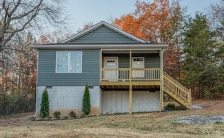 1104 15th St, Altavista, VA 24517