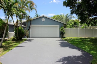 134 Sparrow Dr Unit B, Royal Palm Beach, FL 33411