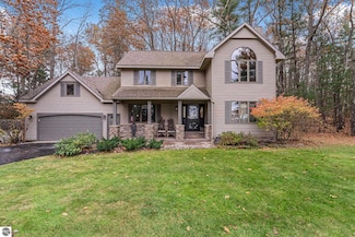 5347 Birch Glen Rd, Lake Ann, MI 49650