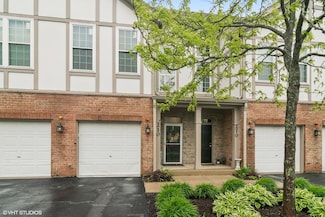 240 Rosehall Dr Unit 210, Lake Zurich, IL 60047