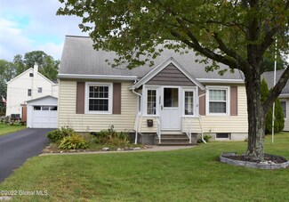 2029 Cedarlawn Ave, Schenectady, NY 12306