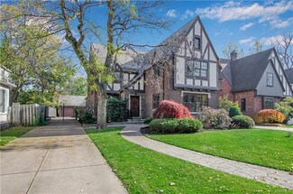 315 Lincoln Pkwy, Buffalo, NY 14216