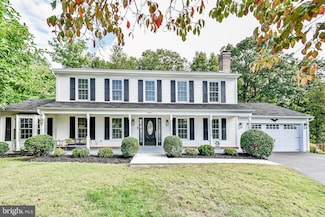 12 Barnswallow Ct, Sterling, VA 20164
