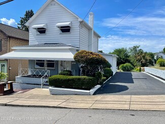312 W Mary St, Old Forge, PA 18518
