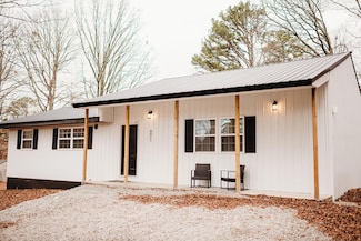 17185 Rusty Rd, Houston, MO 65483