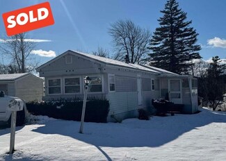 38 Old Ashby Rd, Greenville, NH 03048