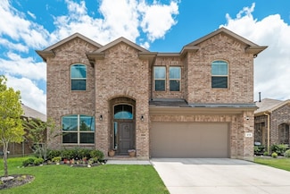 213 Frenchpark Dr, Fort Worth, TX 76131