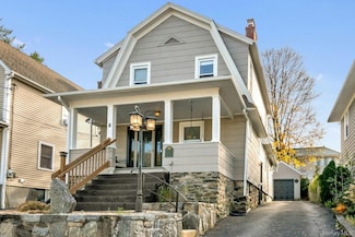 8 Eldridge Ave, Ossining, NY 10562