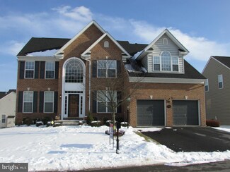 264 Richwood Hall Rd, Kearneysville, WV 25430