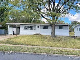 1265 Night Dr, Florissant, MO 63031