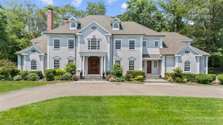 30 Wellington Dr, Fairfield, CT 06824