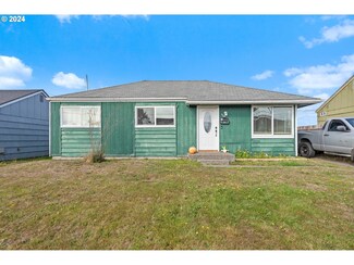 966 Pacific Ave, Coos Bay, OR 97420