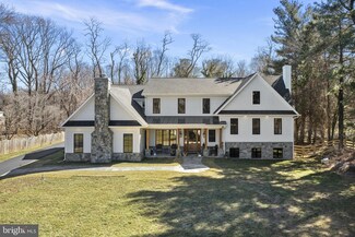 2111 Galloping Way, Vienna, VA 22181