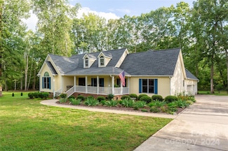 812 Sanside Dr, York, SC 29745
