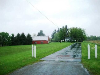 6591 Carpenter Rd, Lyons, NY 14489