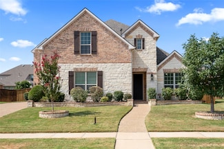 2911 Redfern Dr, Roanoke, TX 76262