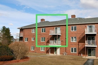 7 Conant Rd Unit 67, Winchester, MA 01890