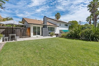 506 Cedar Hill Dr, San Rafael, CA 94903