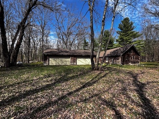 1698 W Carnahan Dr, Baldwin, MI 49304