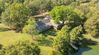 825 Burch Dr, Moscow, TN 38057