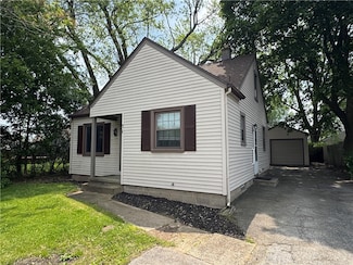 71 Hinchey Rd, Rochester, NY 14624