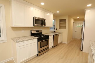 20 Pineview Rd, West Nyack, NY 10994