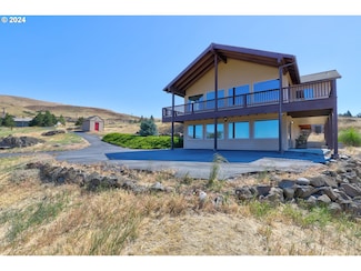 102 Elm St, Lyle, WA 98635