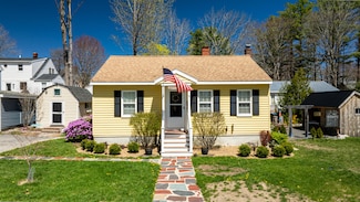 10 Lake Ave, Old Orchard Beach, ME 04064