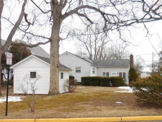 732 Wall Rd, Spring Lake, NJ 07762