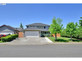898 S 32nd Place, Springfield, OR 97478