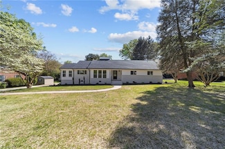 3807 W Friendly Ave, Greensboro, NC 27410
