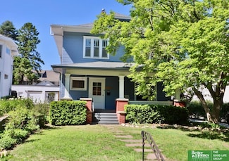 5012 Davenport St, Omaha, NE 68132
