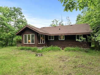 1131 S Berry Ln, Ellison Bay, WI 54210