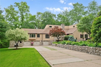 337 Fox Chapel Rd, Pittsburgh, PA 15238