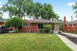 12760 Sterling Ct, Oak Park, MI 48237