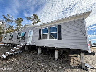 000 Apalachicola Ave, Alford, FL 32420