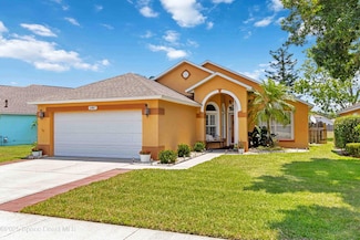 1067 Pine Creek Cir NE, Palm Bay, FL 32905