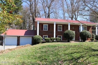 1209 Beechwood Dr, Johnson City, TN 37604
