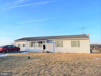 6327 Hager Rd, Greencastle, PA 17225