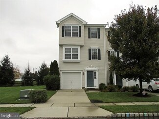 1 Highgrove Ct, West Deptford, NJ 08086