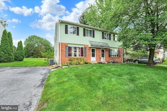 45 Nancy Ln, Downingtown, PA 19335