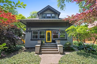 3718 N Harding Ave, Chicago, IL 60618