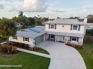 366 W Osceola Ln, Cocoa Beach, FL 32931