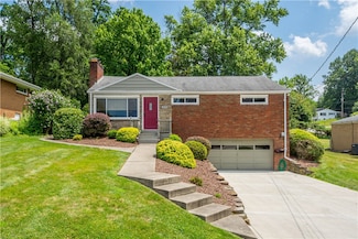 5833 Horseshoe Dr, Bethel Park, PA 15102